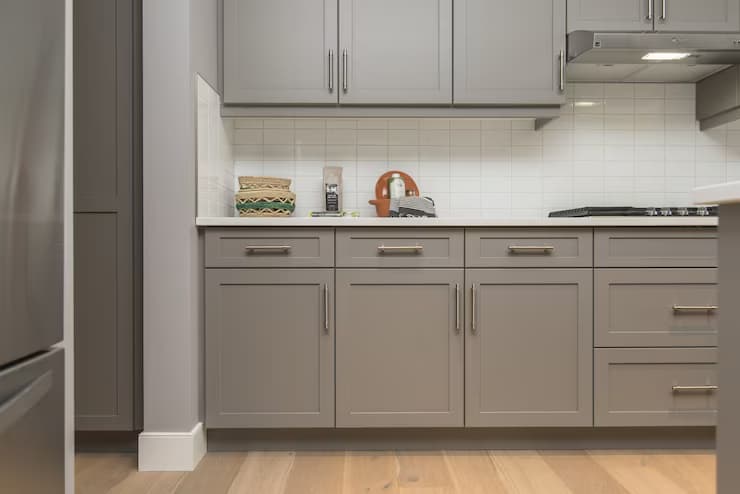 Modern kitchen with shelves and drawers